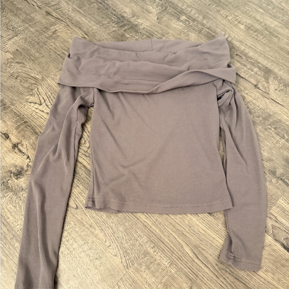 Commense Elegant Off-Shoulder Ribbed Top